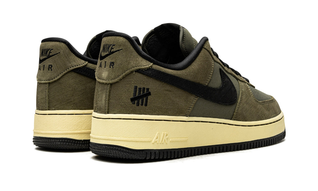 Air Force 1 Low SP Undefeated Ballistic Dunk vs. AF1