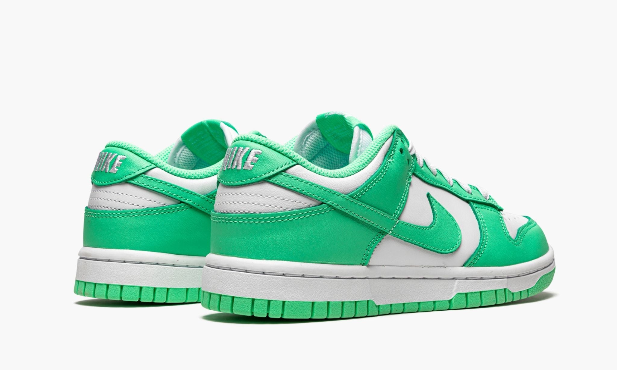 DUNK LOW WMNS "Green Glow"